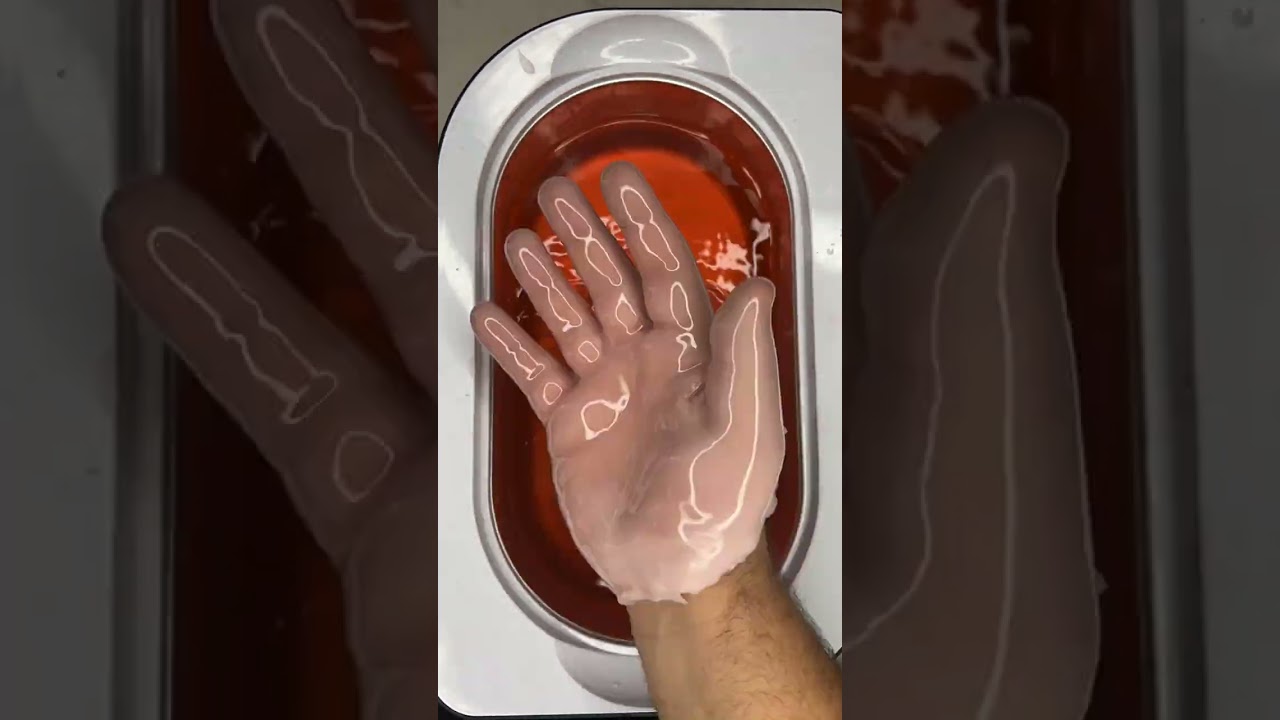 Как выглядят 100 слоев горячего воска 😱