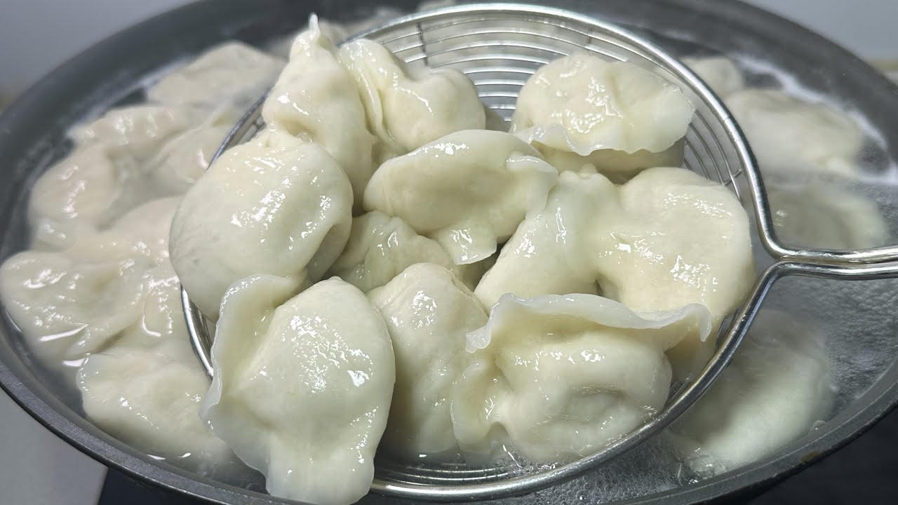 冬天用包菜包饺子，没想到这么好吃，教你调馅方法，一口一个真香