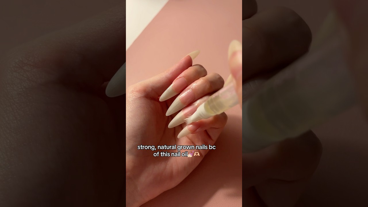 strong nail routine💅🏻💪🏻 #nails #longnails #longnaturalnails