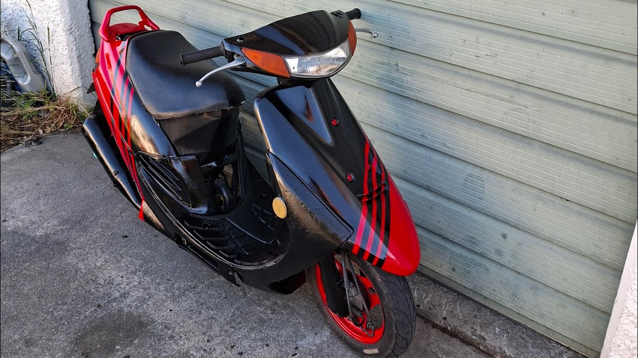 Suzuki sj50 advan style moped