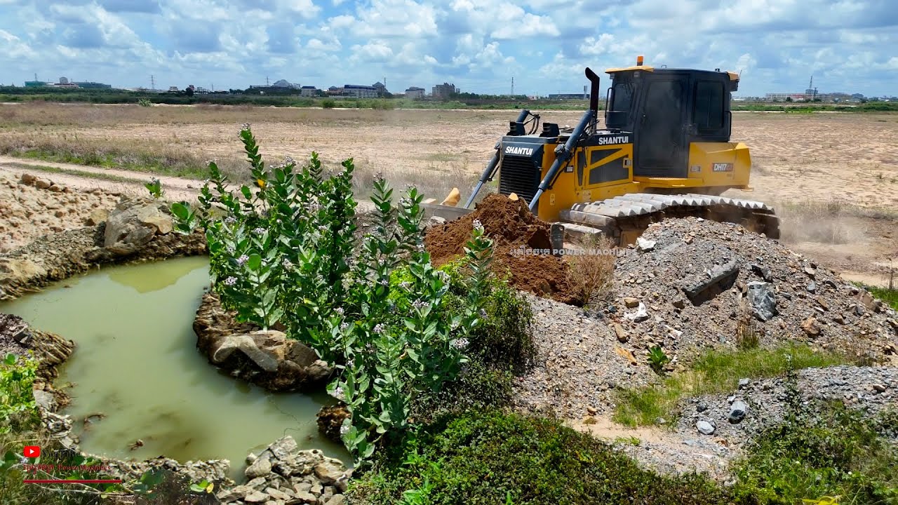 Exquisite Starting Project! Courtyard Huge Land Has Deleting With Dumper Trucks & Dozer Erase Land!