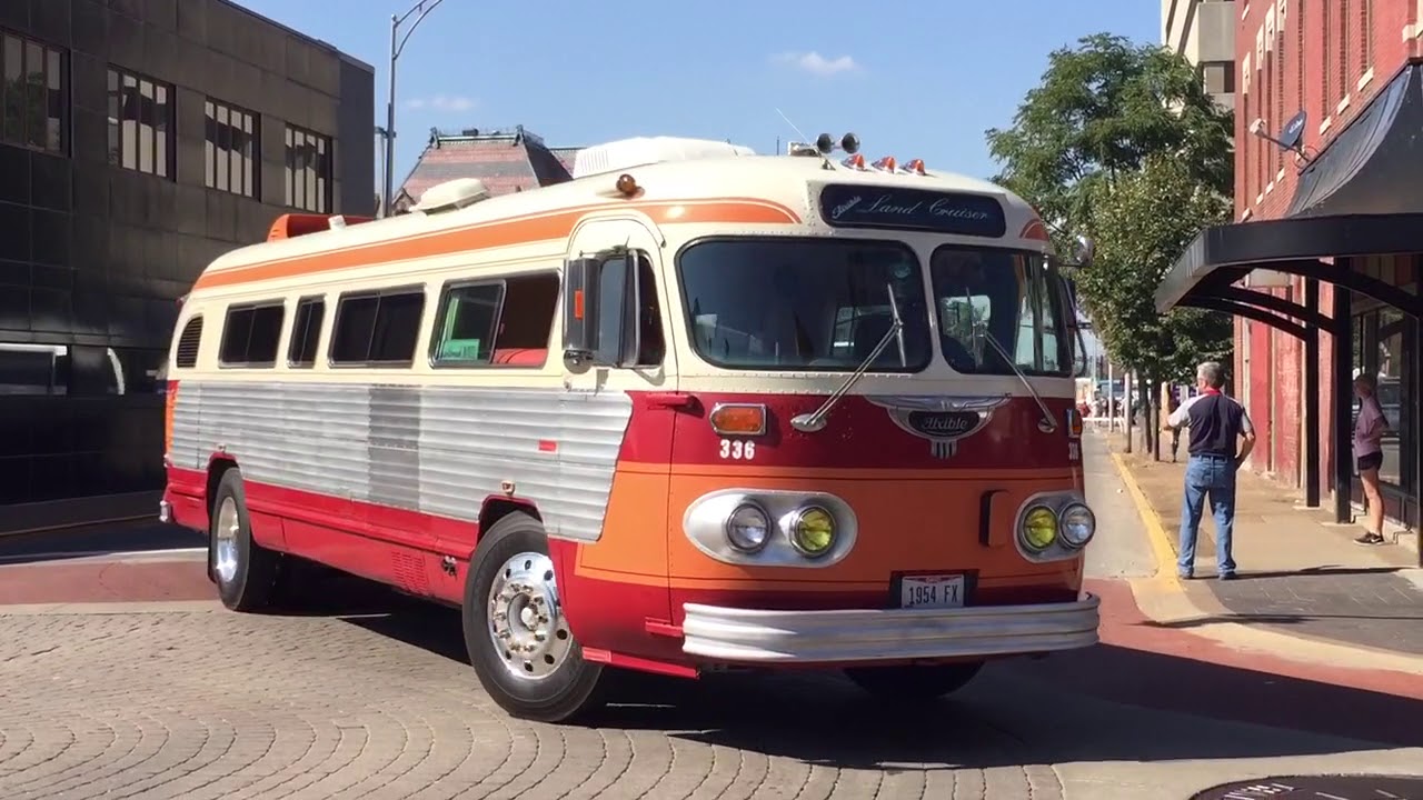 2017 Evansville Bus Parade
