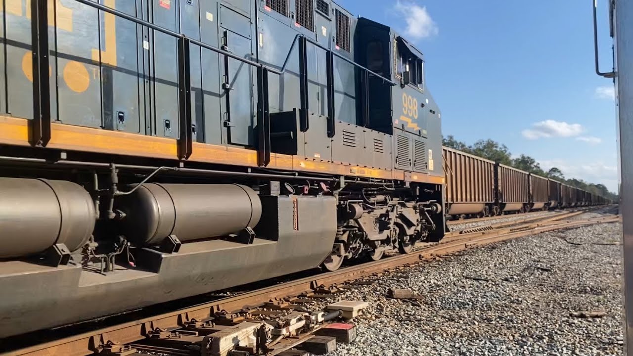 CSX combined E040/E015 w/ 4 MDPUS and YN2 second meets M441 