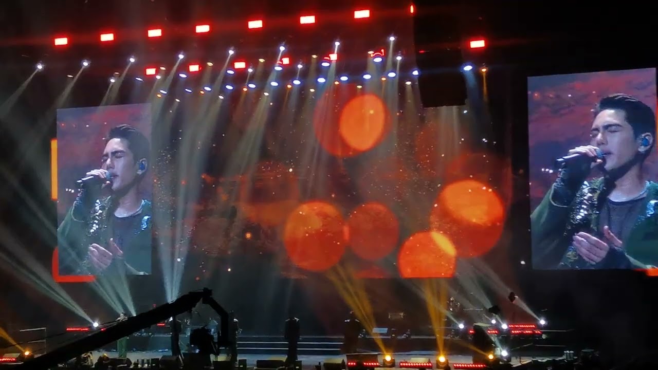 hanggang sa huli by SB19 at Acer Day 2024 in MOA ARENA | msjenn