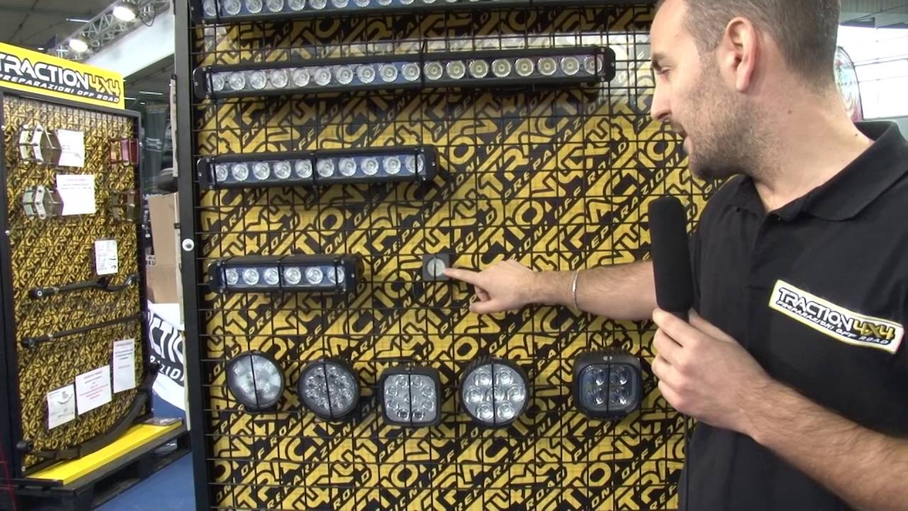 Traction 4x4: i fari a led