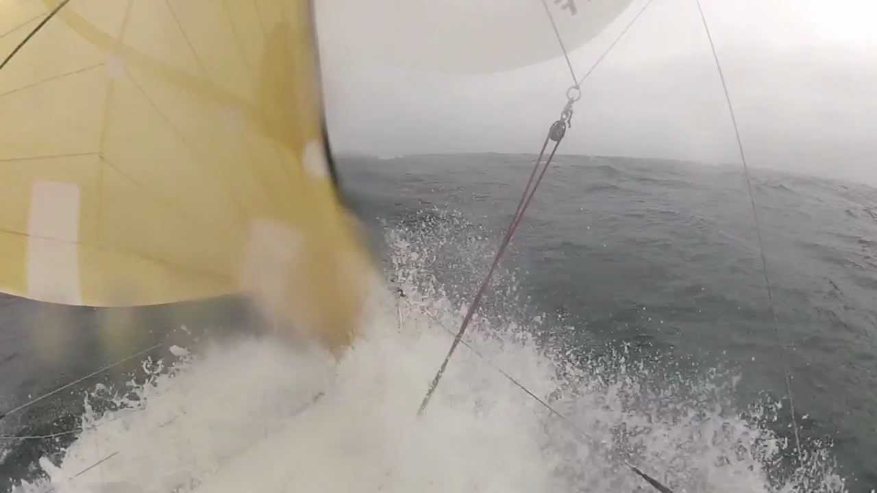 Single handed Chinese Gybe