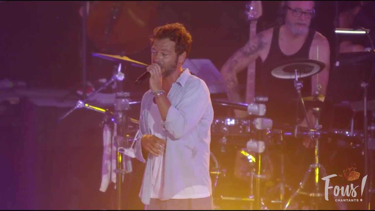 1000 choristes et Christophe Maé chantent Johnny Hallyday - Extrait Je te promets