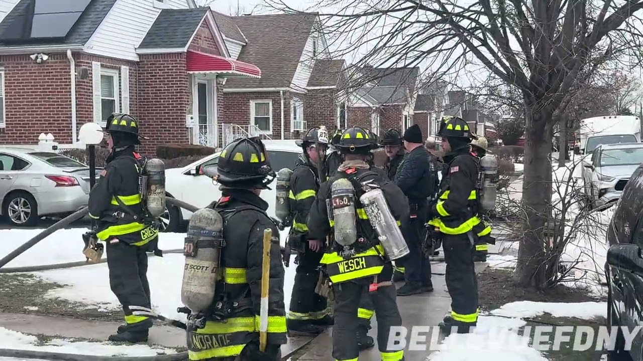 *ALL HANDS* FDNY BOX 5775 Fire on the second floor quickly knocked 