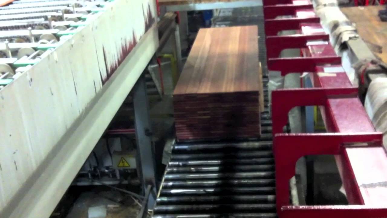 Hardhout schaven profileren korten Afrikulu Mevo Houtindustrie Helmond FSC 2012.mov