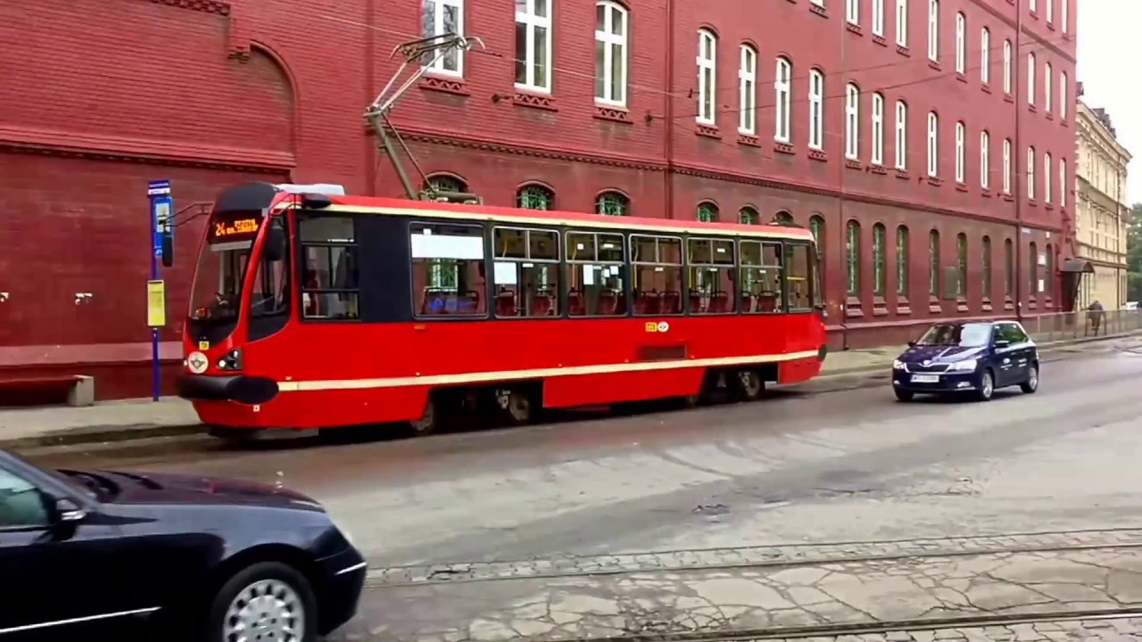 Zawracanie tramwaju linii 24 na trójkącie Konstantynów Okrzei - Sosnowiec