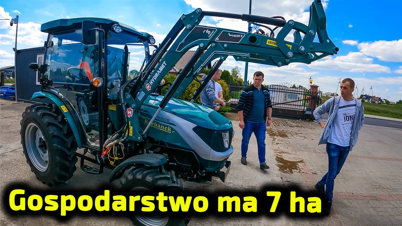 Nowy nabytek  👉Radek w Makowie Mazowieckim wydaje Łukaszowi nowy ciągnik Arbos 3055 od Korbanek