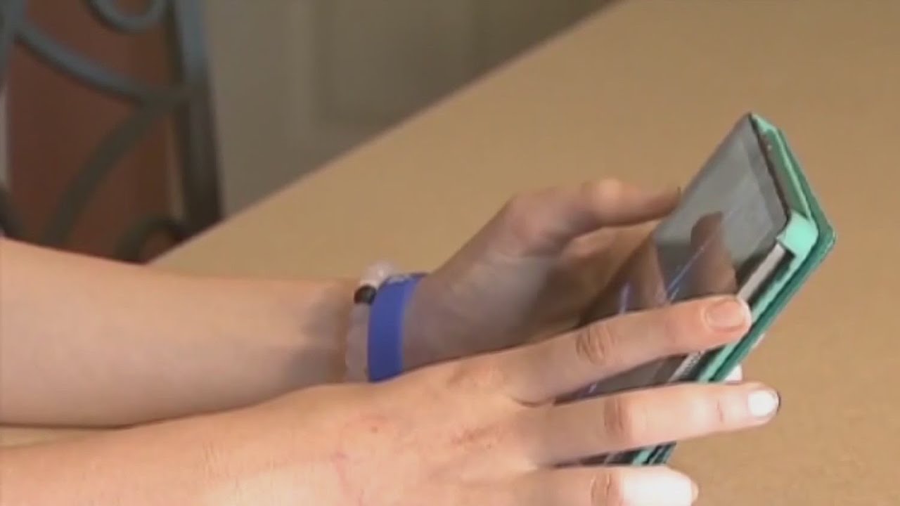 NJ to officially ban cell phones in schools