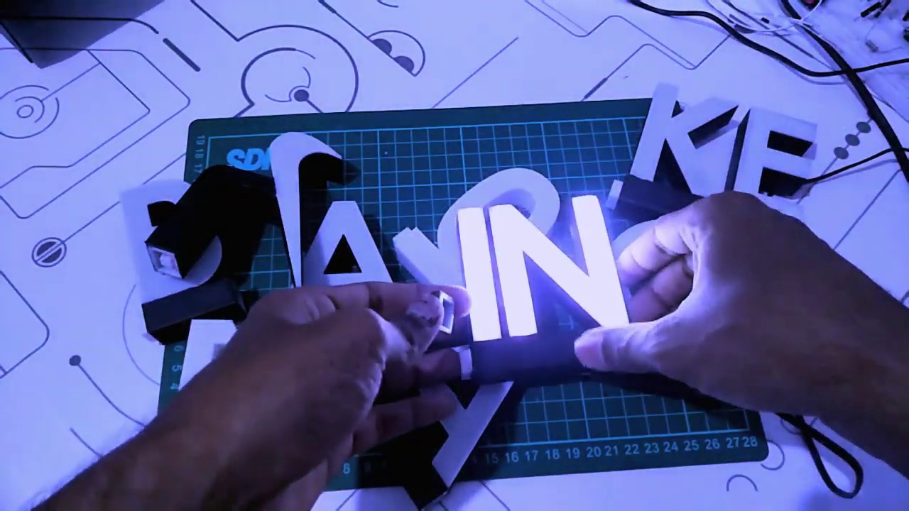 text puzzle led 3d printed house