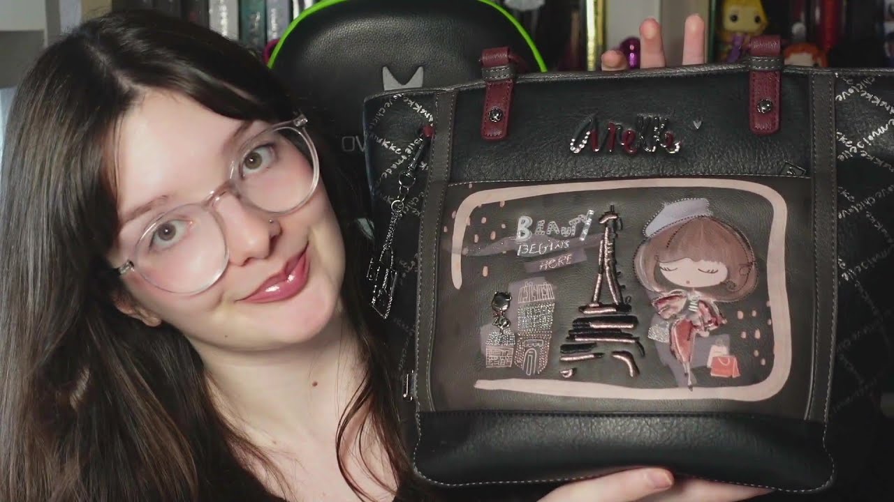 ASMR - QUE LLEVO EN MI BOLSO 2026 (ESPAÑOL) tapping triggers