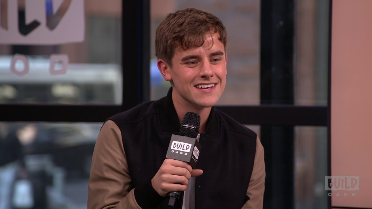 Connor Franta on Which Family Member Would Have the Most Subscribers