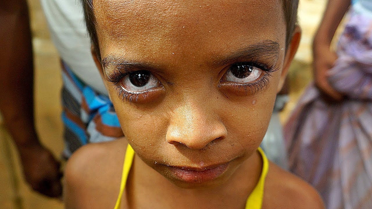 VISITING A REFUGEE CAMP IN BANGLADESH