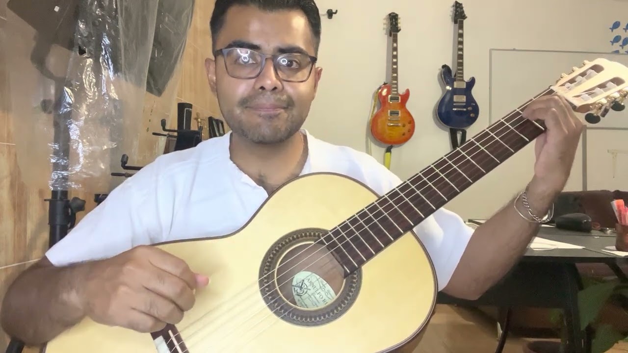 Una verdadera joya: guitarra clásica hecha por Arnulfo Rubio