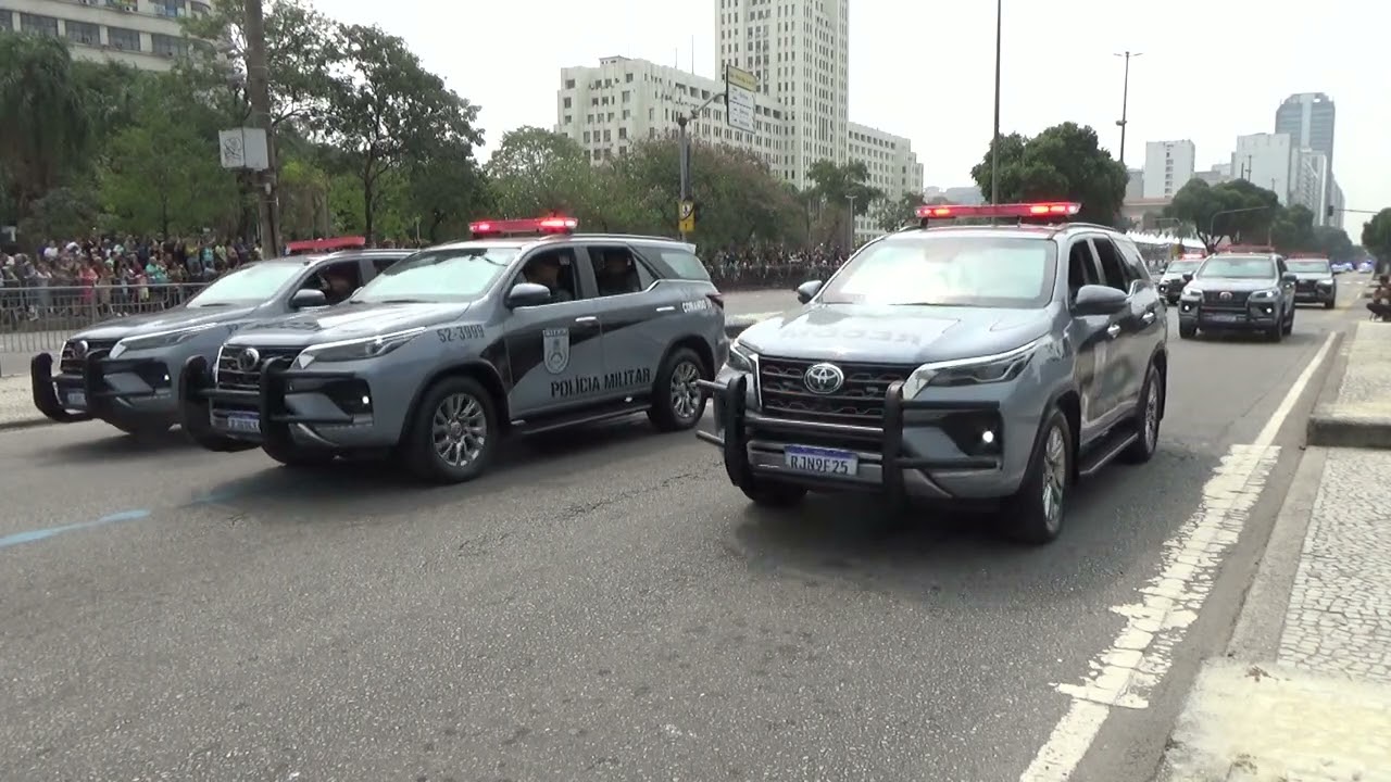 DESFILE 7 DE SETEMBRO RIO DE JANEIRO 2024 BRASIL