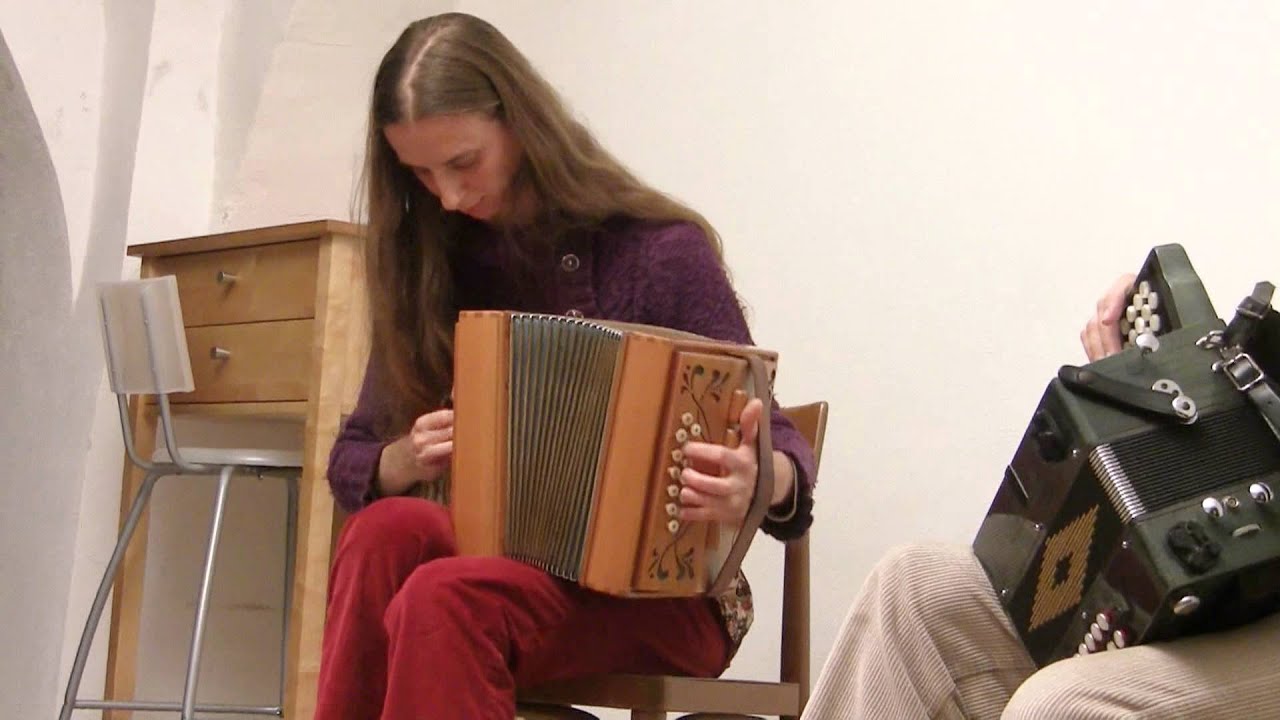 21 Boutons (Passepied / She moves / Le merlot - Chassepain / V'là l'printemps)