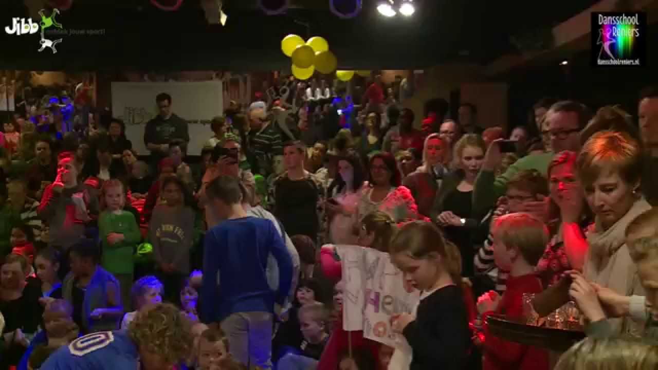 Cha Cha Bokaal bij Dansschool Reniers