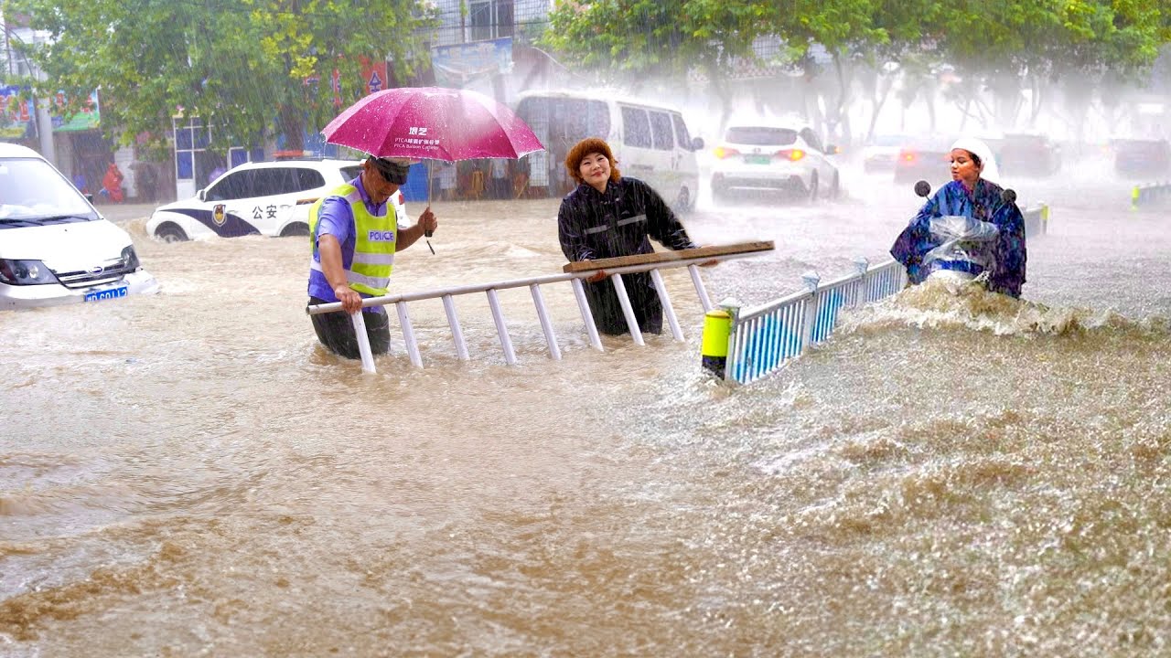 Unclogging Flooded Street Drains My Top Techniques