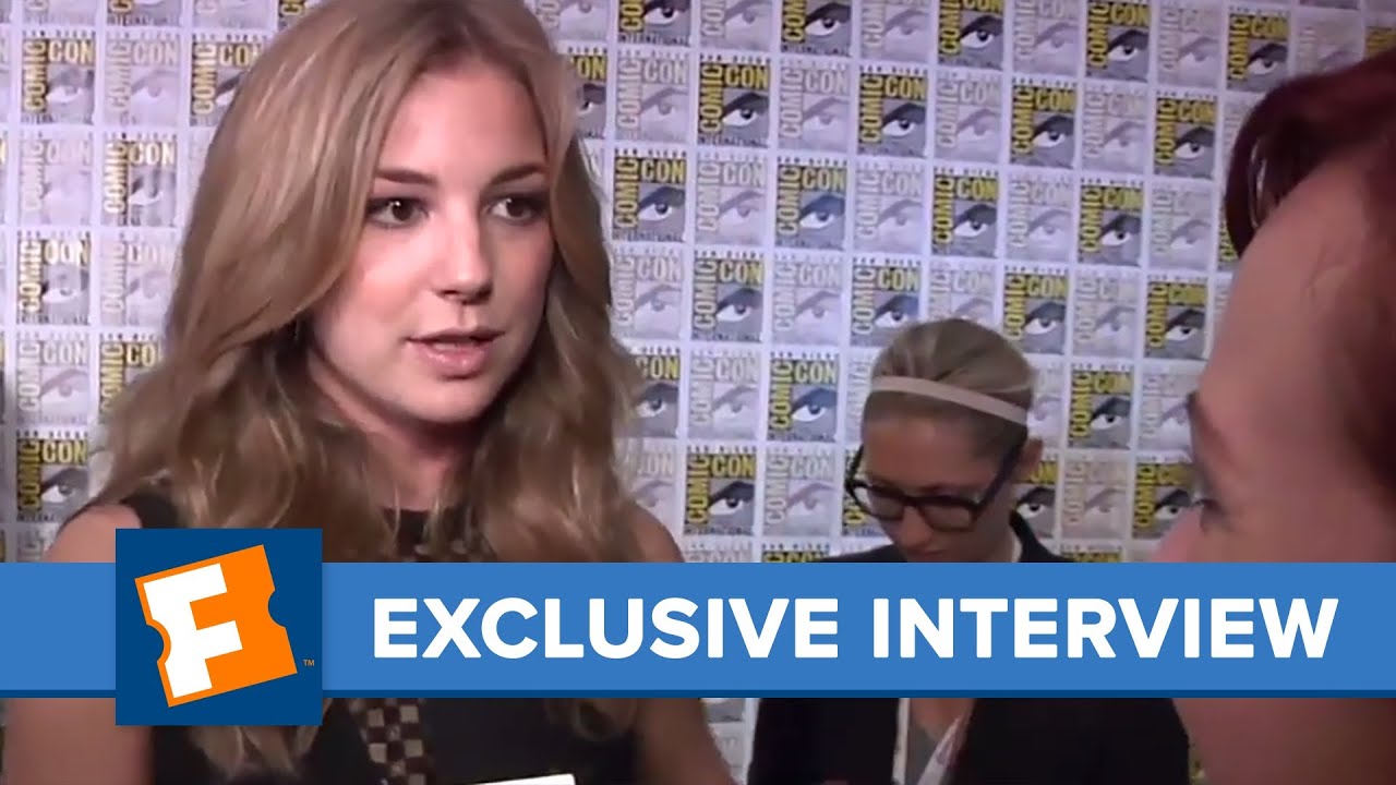 Emily VanCamp Comic-Con 2013 Exclusive Interview | Comic Con | FandangoMovies