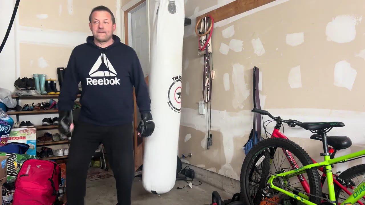 Easy cardio boxing training heavy bag and jump rope endurance strength energy 