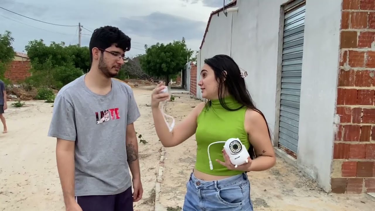 Descobri o quanto Claudineia é invejosa