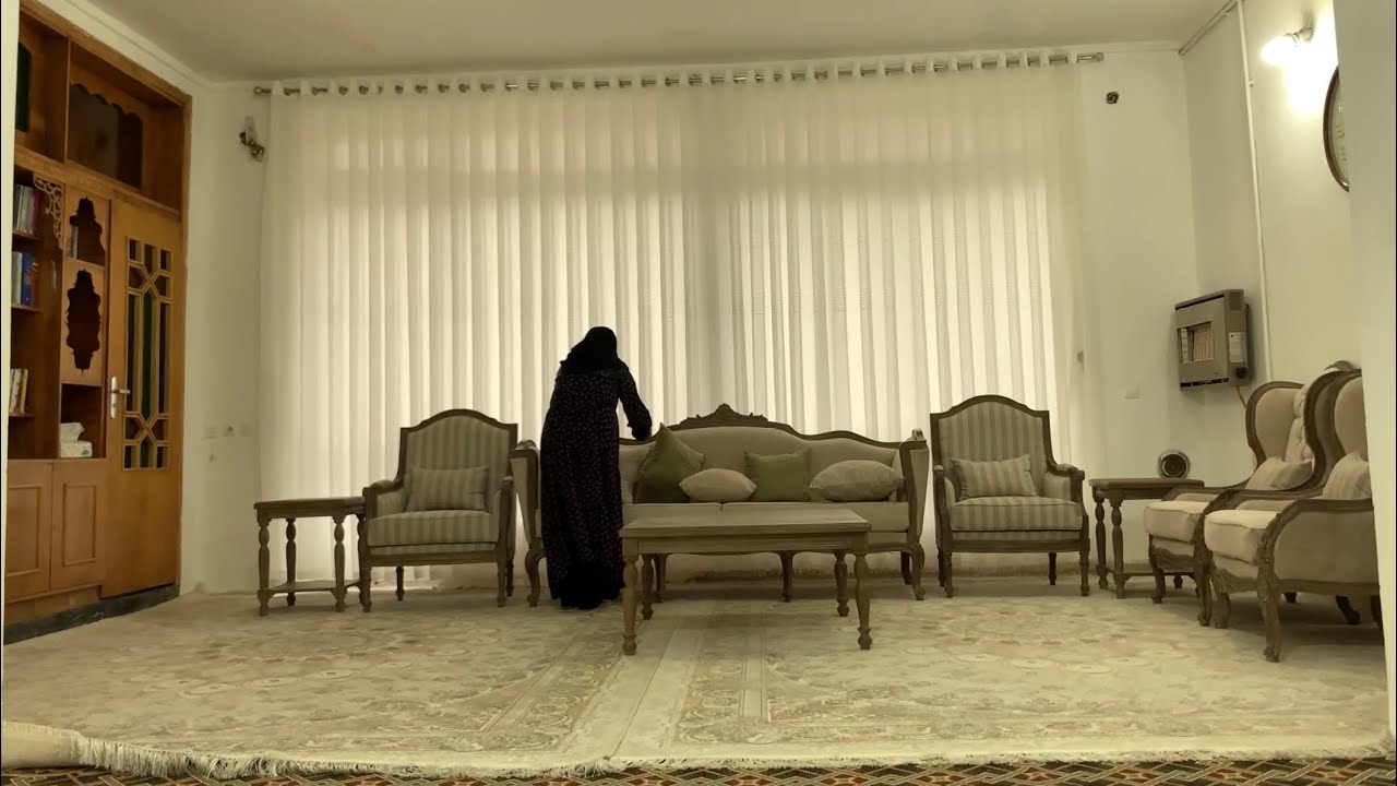  یک روز برفی هوای سرد پختن آش سبزی 