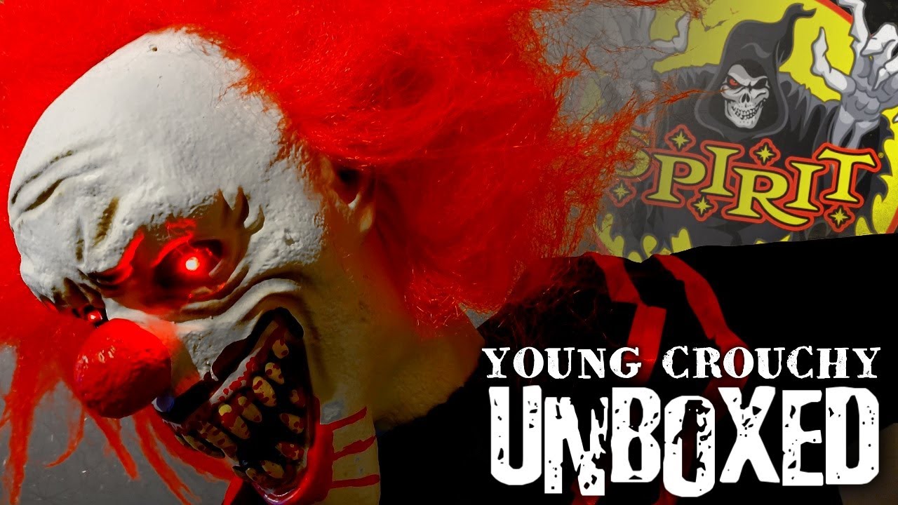 SPIRIT HALLOWEEN 2022 YOUNG CROUCHY ANIMATRONIC UNBOXING AND SETUP