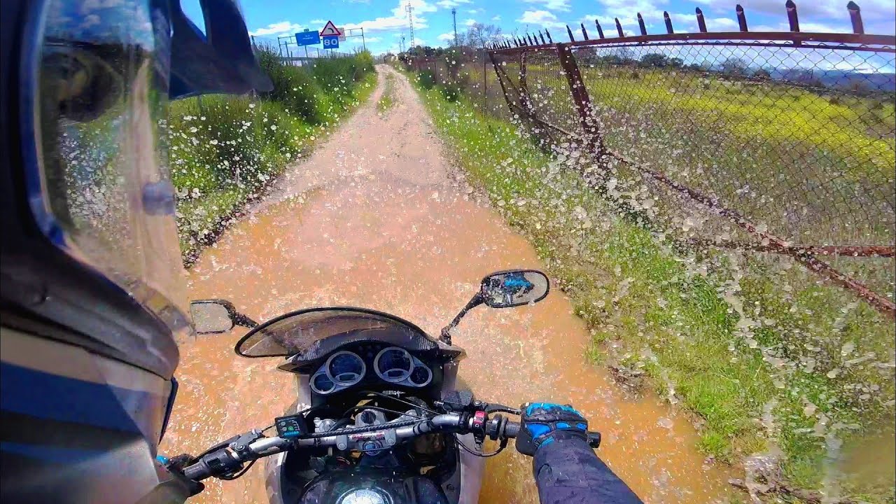 Off Road con la Honda Varadero 125  hacia La Puebla