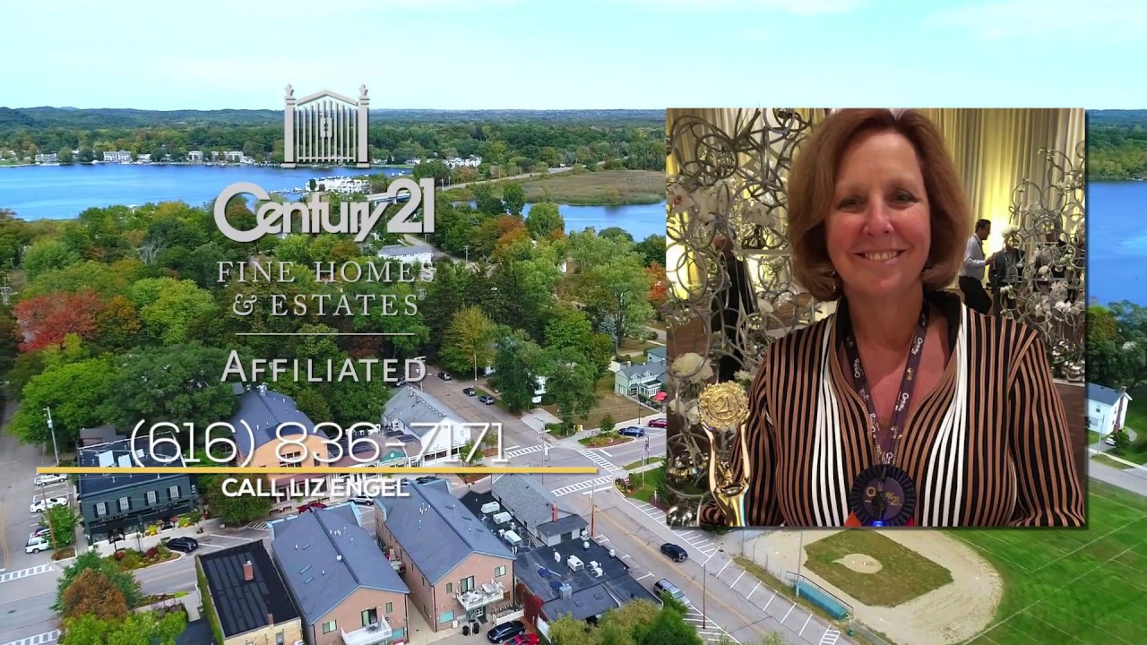 13 E Fremont Douglas MI 49406 | Liz Engel 616-836-7171