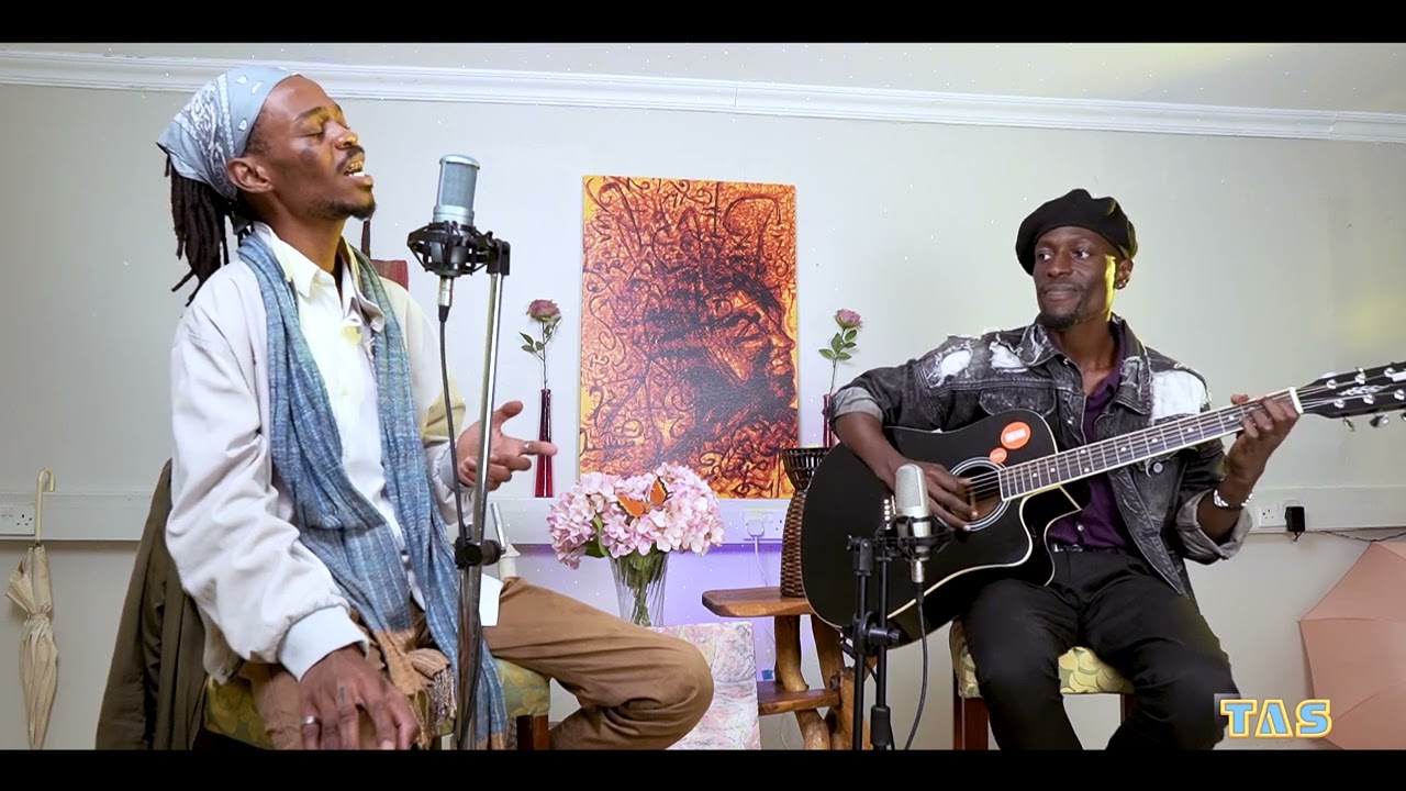 TSUNAMI ACOUSTIC SESSION (T.A.S) with Chris Barr