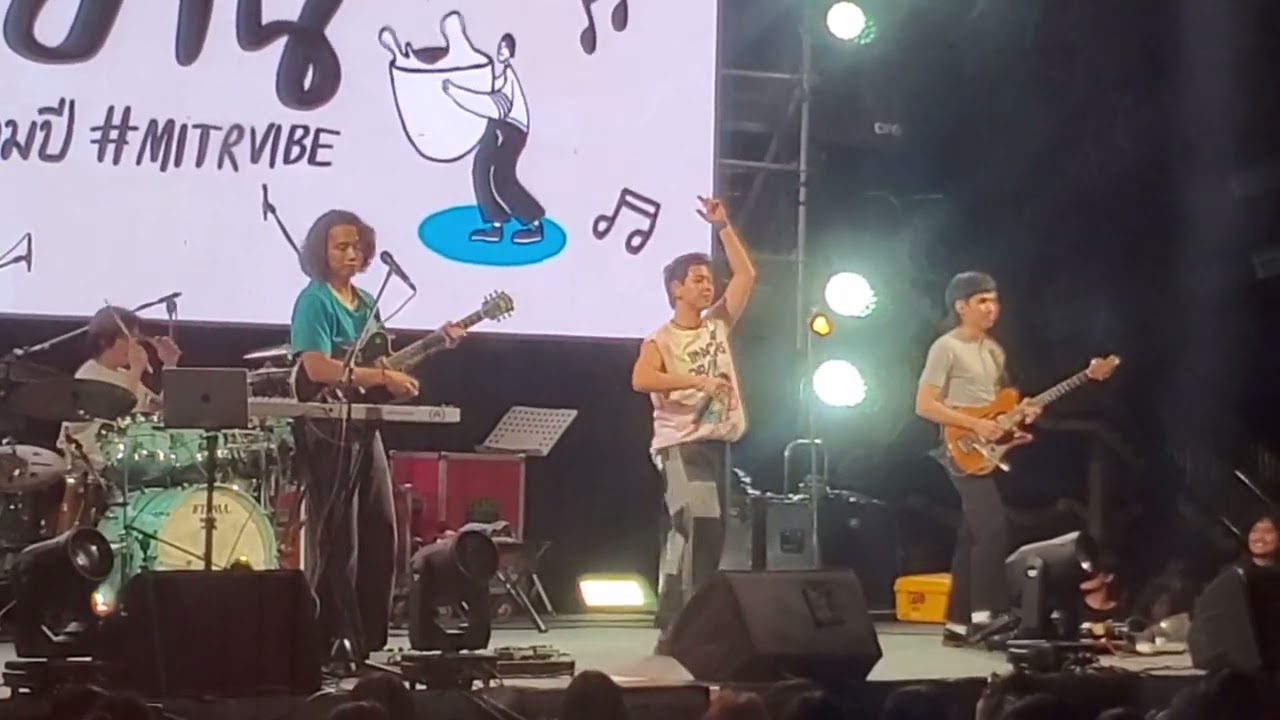 (Low audio quality คุณภาพเสียงต่ำ)30/12/2025 Tillybirds ( ทิลลี่เบิร์ด ) full live @ Samyan Mitrtown