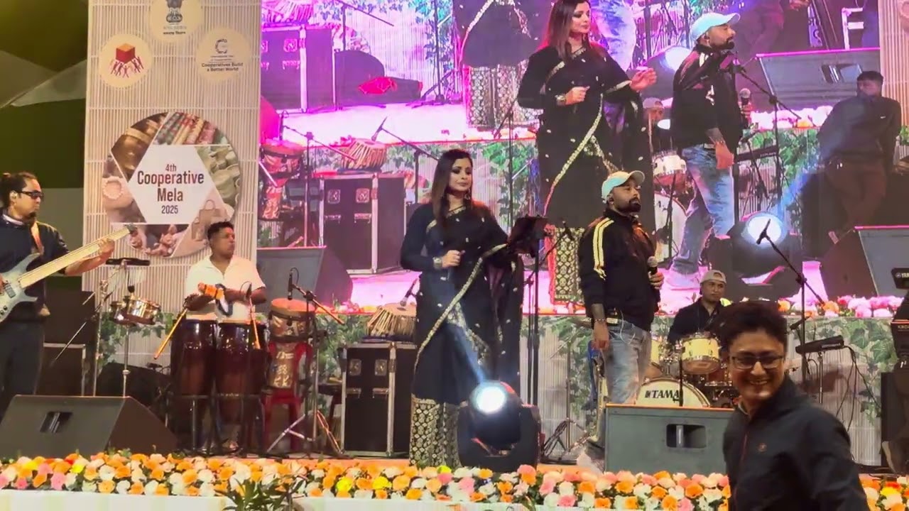 Priyanka Bharali live show - Dusokure Nila | Zubeen Garg Special Song