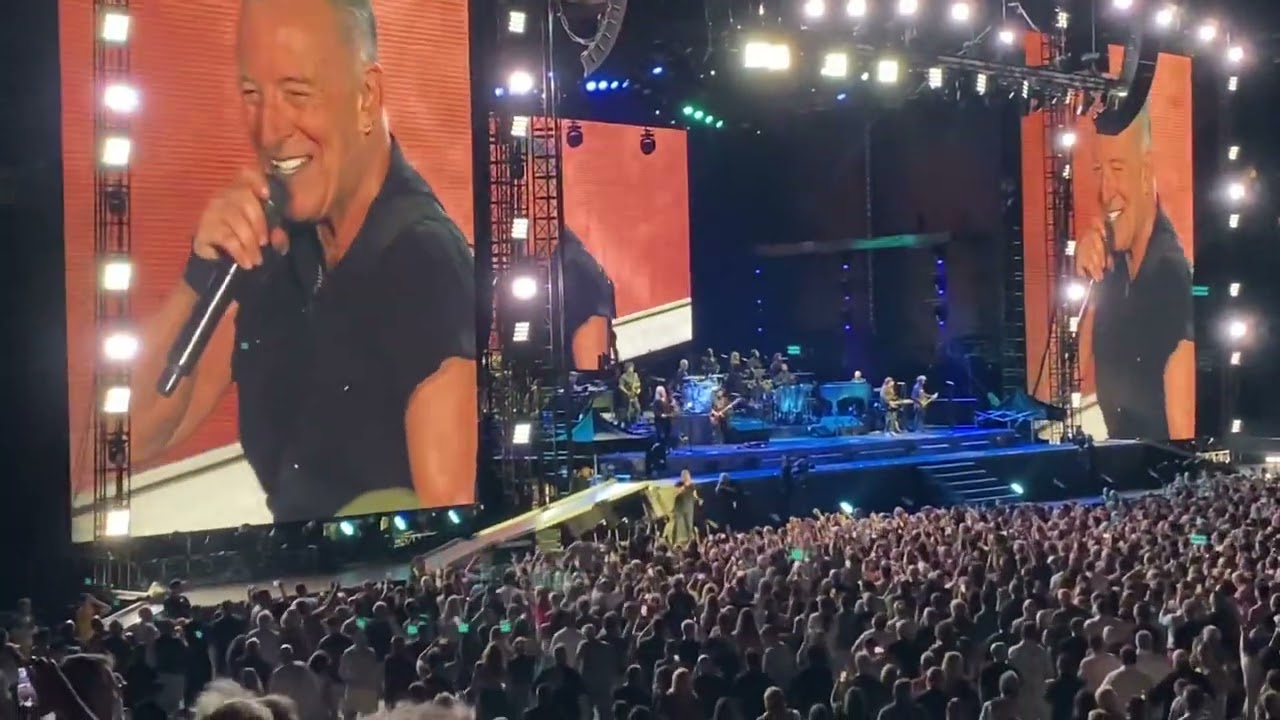 Bruce Springsteen: “Badlands” & “Thunder Road” East Rutherford, NJ 8/30/23