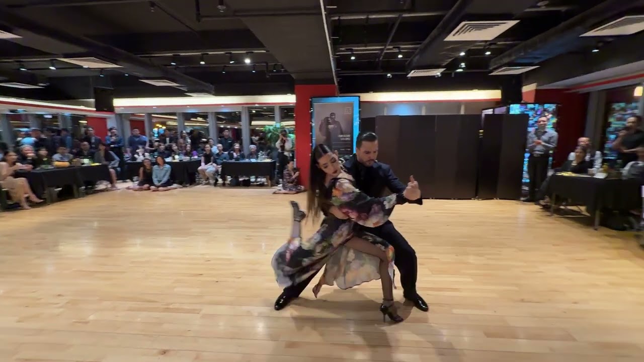Camila Alegre y Ezequiel Jesús López - 1 Nov 2025 Hong Kong Grand Milonga 1/4