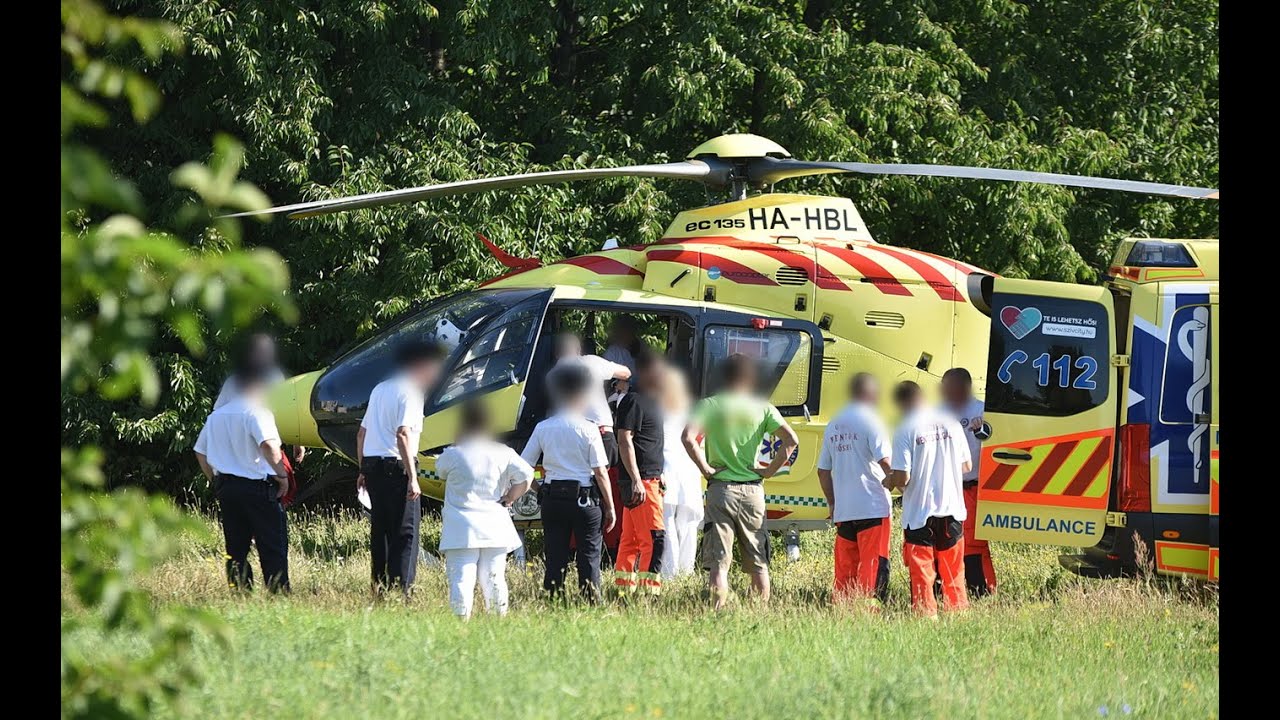 Ablakon kiesett kislányt szállít el mentőhelikopter Kőszegről