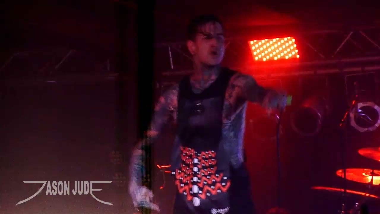 Suicide Silence w/Mitch Lucker - Fuck Everything [HD] LIVE San Antonio 8/25/12