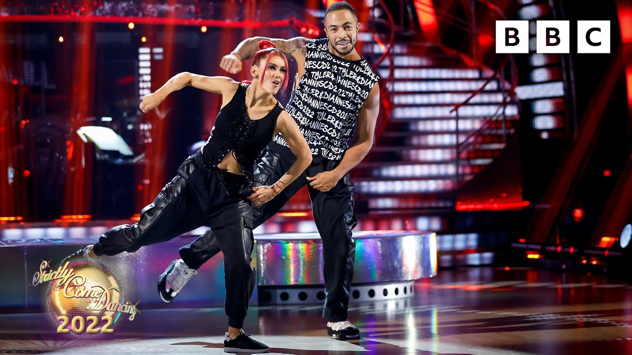 Tyler West & Dianne Buswell dance Couples' Choice to a Garage Megamix ✨ BBC Strictly 2022