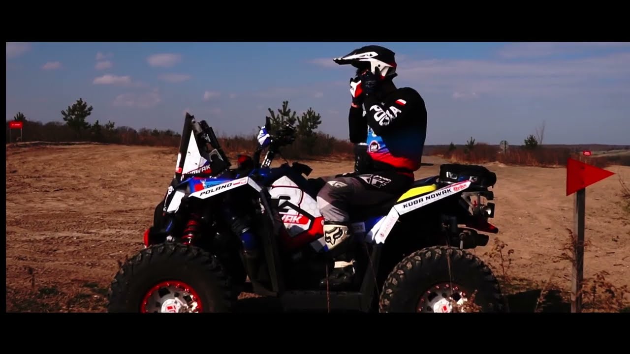 Mistrzowie Polski ATV i Cross uchwyceni w trakcie treningu.