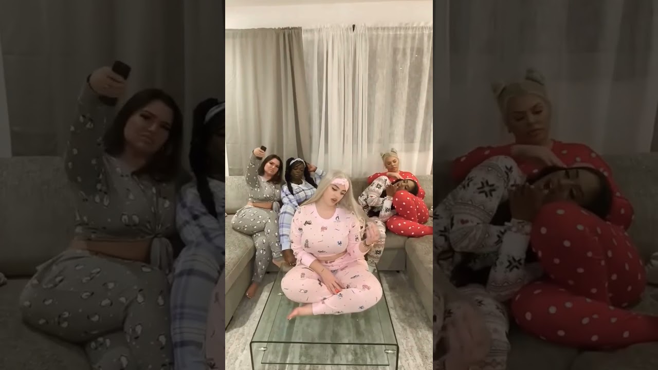 Crezy dancing Trending Short 😉💯|| Girls flashlight Dance ✨|| 