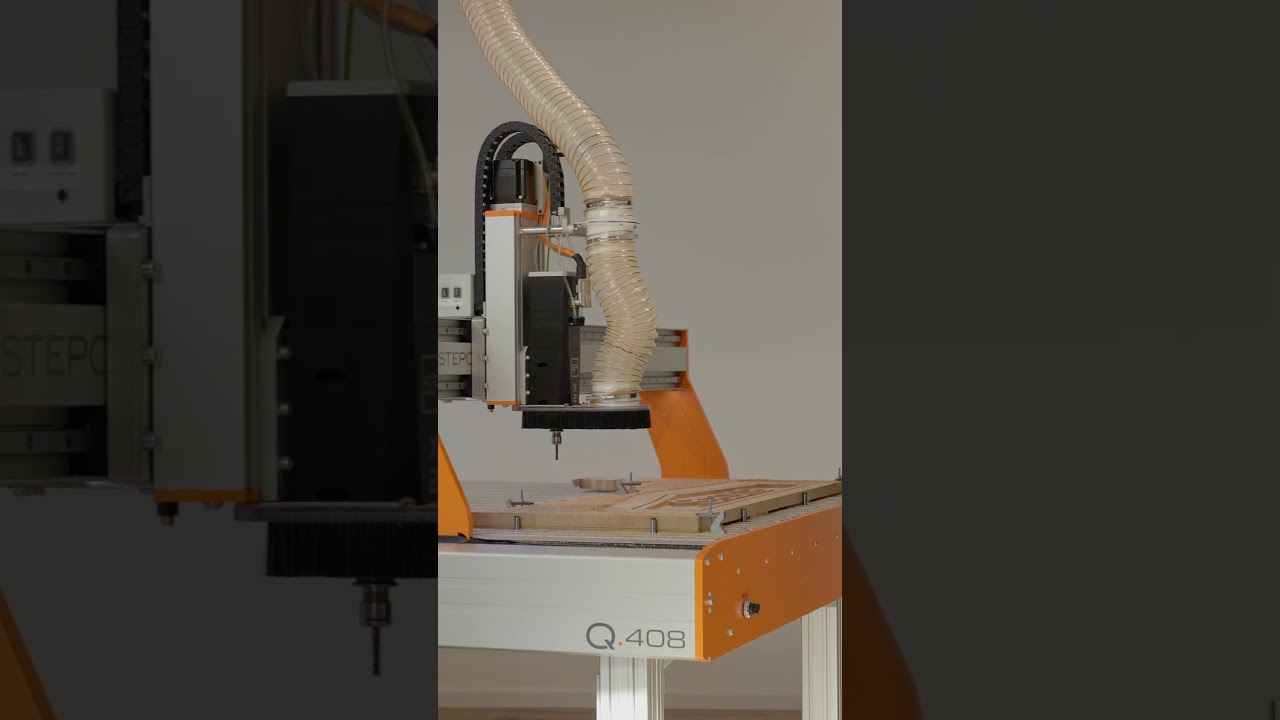 Sauna sign from 26mm beech wood, crafted on the Q.408 CNC machine – precise and natural 