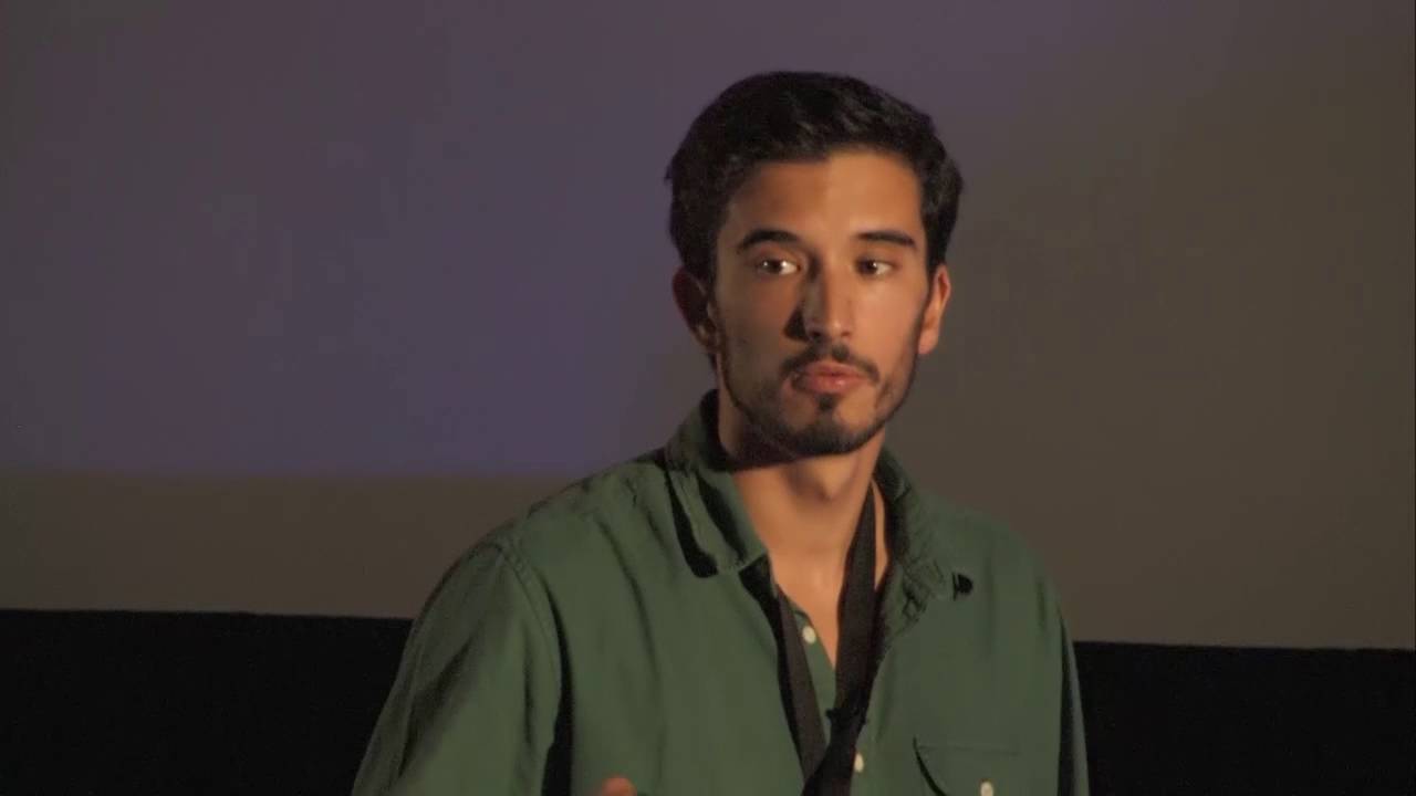 O vício da tecnologia | Sérgio Gomes | TEDxFCTUNL