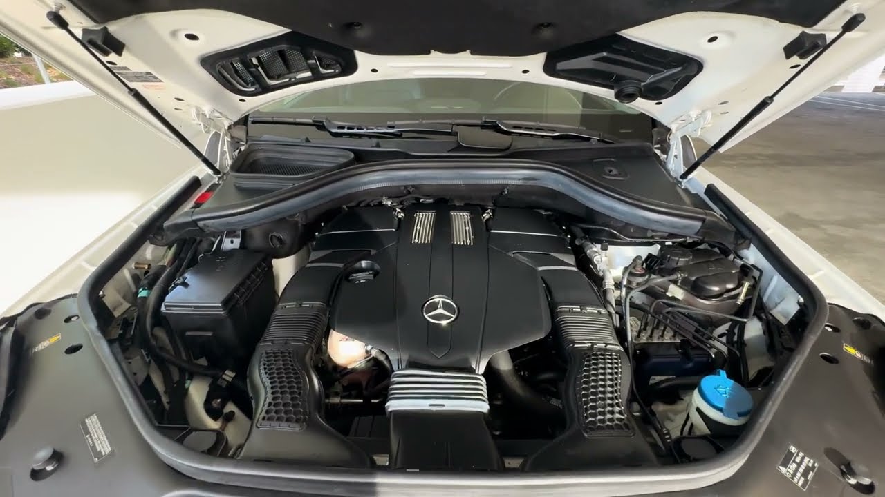 Mercedes-Benz GL450 - ~62K Mil - White on Black - Engine Check - Flawless !
