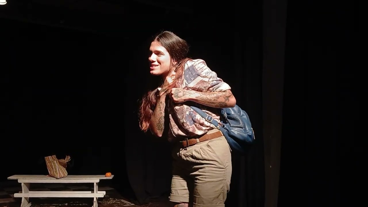 Muestra "EL TIEMPO DE LAS MANDARINAS" -2do año comisión "B"- Escuela de Teatro Ambrosio Morante 