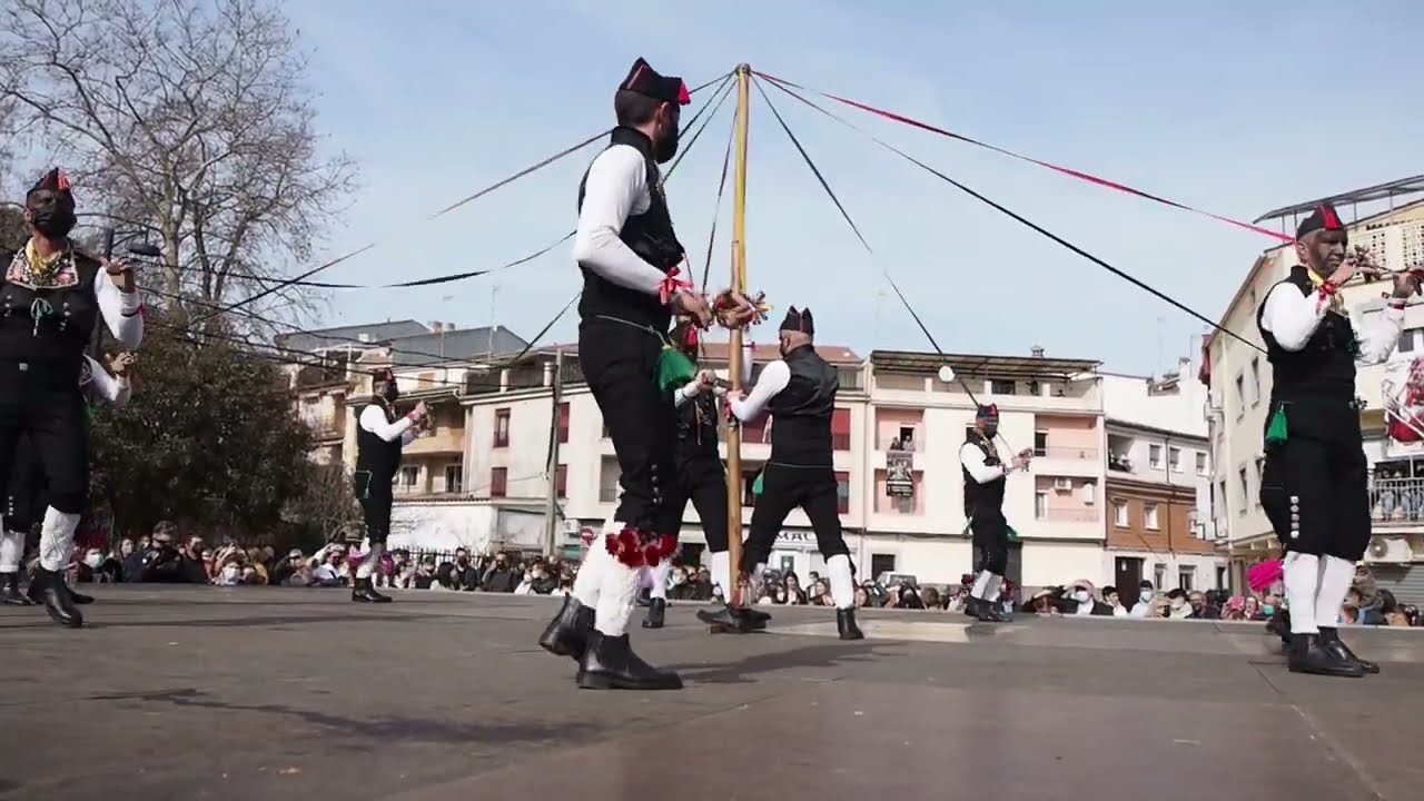 Tradiciones de Extremadura. La Danza del Cordón. Los Negritos de San Blas. #Montehermoso.