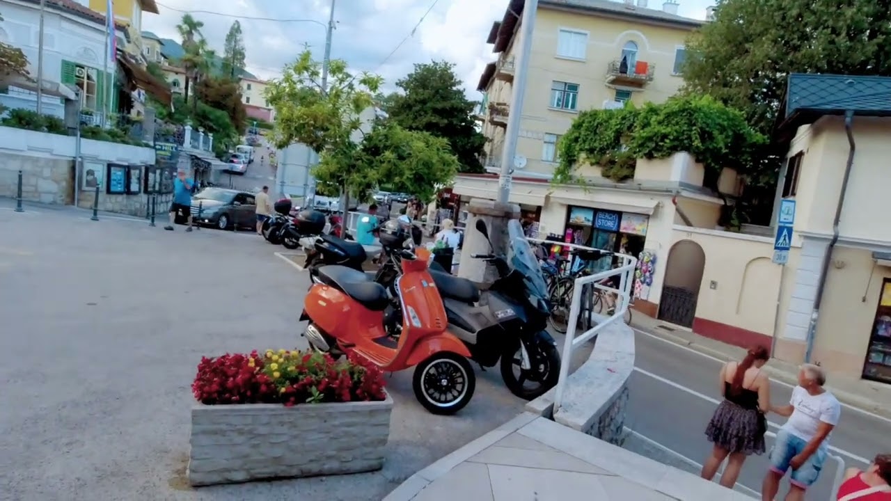 Lovran im Sommer 2023 Croatia Die Promenade „Lungomare“