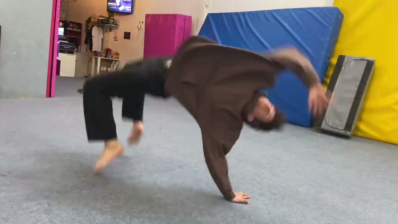 Alex  Ayala -  Audition for Urban Circus at Fontys , Circus and Performance Arts