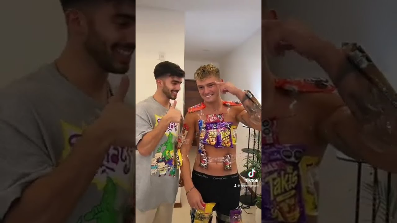 metiendo comida al cine a escondidas 😂